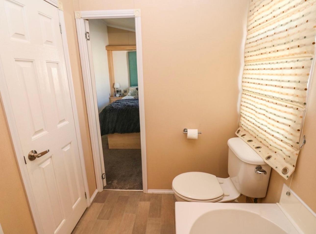 A And C Lodge Plot 21 2 Double Bedrooms Plot 21 With Hot Tub 1 Pet Only No Commercial Vans 4Pm Check In High Hesket Εξωτερικό φωτογραφία